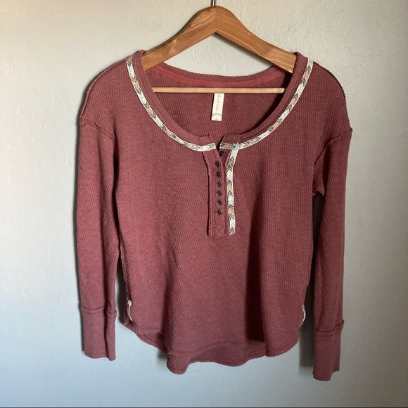 Altar’d State Waffle Shirt Size Small - Picture 2 of 5